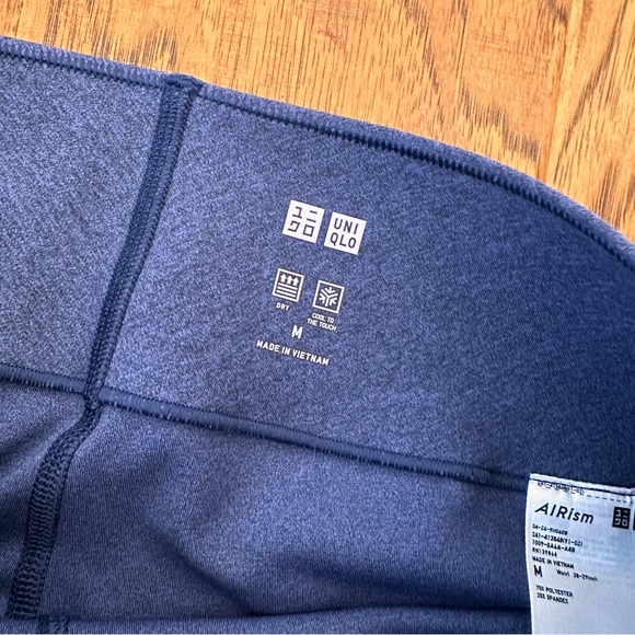 Uniqlo Airism Navy Leggings Size Medium - Picture 3 of 4